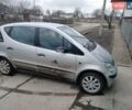 Серый Мерседес А класс, объемом двигателя 1.7 л и пробегом 220 тыс. км за 2500 $, фото 3 на Automoto.ua