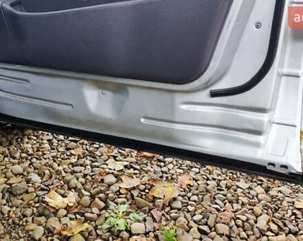 Серый Мерседес А класс, объемом двигателя 1.6 л и пробегом 214 тыс. км за 3000 $, фото 12 на Automoto.ua