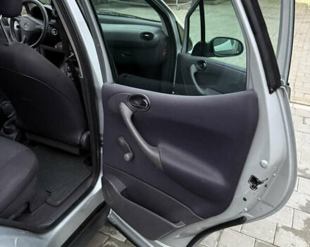 Сірий Мерседес А клас, об'ємом двигуна 1.69 л та пробігом 192 тис. км за 4500 $, фото 8 на Automoto.ua