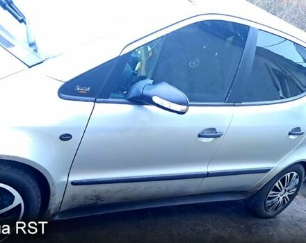 Сірий Мерседес А клас, об'ємом двигуна 1.4 л та пробігом 200 тис. км за 3000 $, фото 4 на Automoto.ua