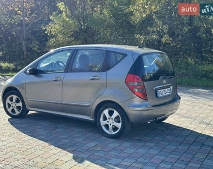 Сірий Мерседес А клас, об'ємом двигуна 2.04 л та пробігом 160 тис. км за 4900 $, фото 2 на Automoto.ua