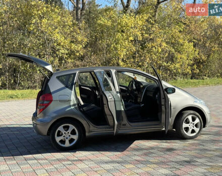 Сірий Мерседес А клас, об'ємом двигуна 2.04 л та пробігом 160 тис. км за 4900 $, фото 8 на Automoto.ua