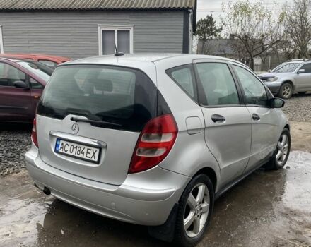 Сірий Мерседес А клас, об'ємом двигуна 2 л та пробігом 270 тис. км за 3350 $, фото 2 на Automoto.ua
