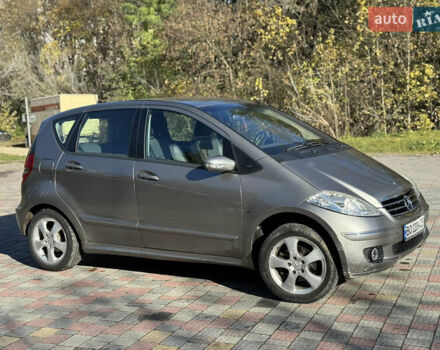 Сірий Мерседес А клас, об'ємом двигуна 2.04 л та пробігом 160 тис. км за 4900 $, фото 5 на Automoto.ua