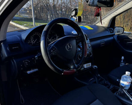 Серый Мерседес А класс, объемом двигателя 1.99 л и пробегом 310 тыс. км за 2800 $, фото 4 на Automoto.ua