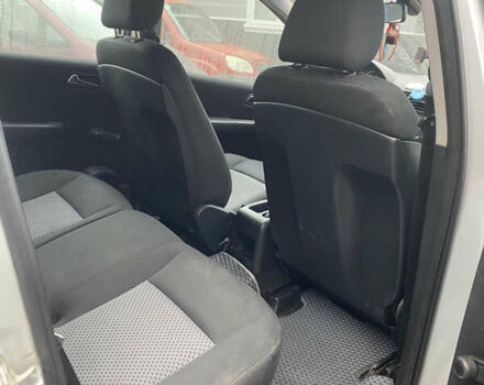 Сірий Мерседес А клас, об'ємом двигуна 1.99 л та пробігом 270 тис. км за 3350 $, фото 7 на Automoto.ua