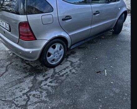 Сірий Мерседес А клас, об'ємом двигуна 1.7 л та пробігом 190 тис. км за 1800 $, фото 1 на Automoto.ua