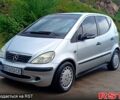 Серый Мерседес А класс, объемом двигателя 1.6 л и пробегом 175 тыс. км за 3500 $, фото 1 на Automoto.ua