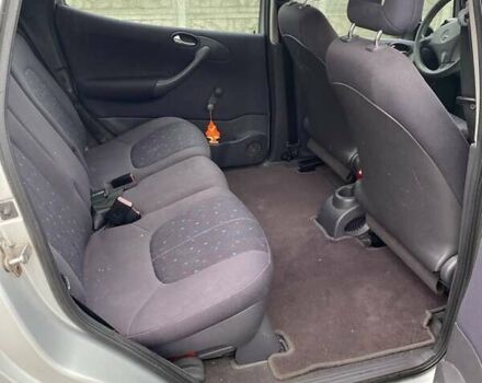 Серый Мерседес А класс, объемом двигателя 1.6 л и пробегом 219 тыс. км за 5800 $, фото 5 на Automoto.ua