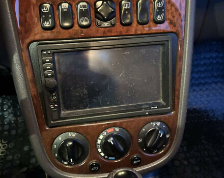 Серый Мерседес А класс, объемом двигателя 1.7 л и пробегом 300 тыс. км за 2900 $, фото 12 на Automoto.ua