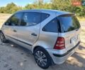 Сірий Мерседес А клас, об'ємом двигуна 1.4 л та пробігом 238 тис. км за 4500 $, фото 4 на Automoto.ua