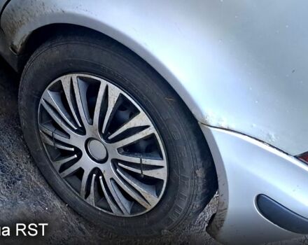 Сірий Мерседес А клас, об'ємом двигуна 1.4 л та пробігом 200 тис. км за 3000 $, фото 3 на Automoto.ua