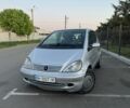 Серый Мерседес А класс, объемом двигателя 1.7 л и пробегом 175 тыс. км за 4100 $, фото 1 на Automoto.ua