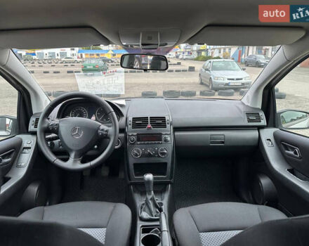 Мерседес А класс 2005 в Черкассах на Automoto.ua Серый Мерседес А класс, объемом двигателя 2 л и пробегом 214 тыс. км за 5800 $, фото 14 на Automoto.ua