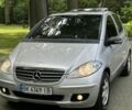 Серый Мерседес А класс, объемом двигателя 1.7 л и пробегом 300 тыс. км за 3950 $, фото 1 на Automoto.ua