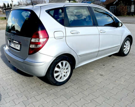 Серый Мерседес А класс, объемом двигателя 1.99 л и пробегом 278 тыс. км за 4900 $, фото 3 на Automoto.ua