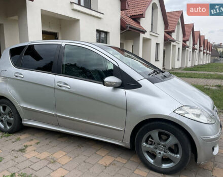 Сірий Мерседес А клас, об'ємом двигуна 2 л та пробігом 284 тис. км за 4800 $, фото 3 на Automoto.ua