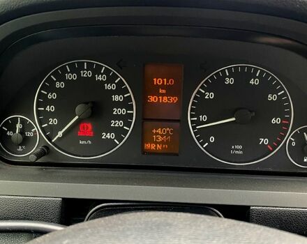 Сірий Мерседес А клас, об'ємом двигуна 2 л та пробігом 301 тис. км за 5800 $, фото 9 на Automoto.ua