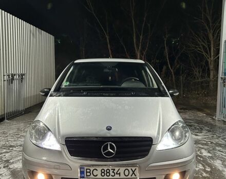 Сірий Мерседес А клас, об'ємом двигуна 2 л та пробігом 200 тис. км за 4293 $, фото 1 на Automoto.ua