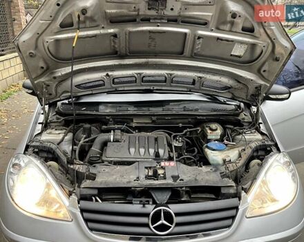 Сірий Мерседес А клас, об'ємом двигуна 1.99 л та пробігом 164 тис. км за 4999 $, фото 44 на Automoto.ua