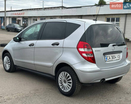 Мерседес А класс 2005 в Черкассах на Automoto.ua Серый Мерседес А класс, объемом двигателя 2 л и пробегом 214 тыс. км за 5800 $, фото 6 на Automoto.ua