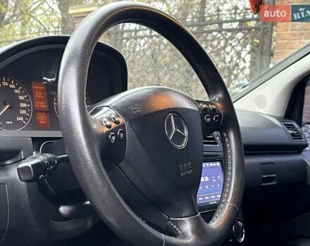 Сірий Мерседес А клас, об'ємом двигуна 1.99 л та пробігом 164 тис. км за 4999 $, фото 42 на Automoto.ua