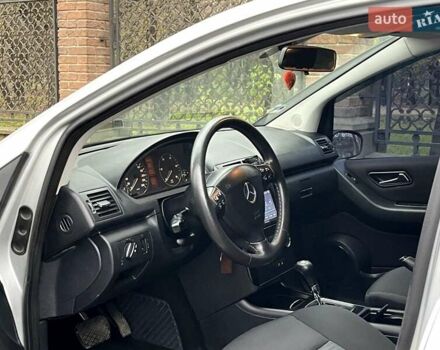 Сірий Мерседес А клас, об'ємом двигуна 1.99 л та пробігом 164 тис. км за 4999 $, фото 27 на Automoto.ua