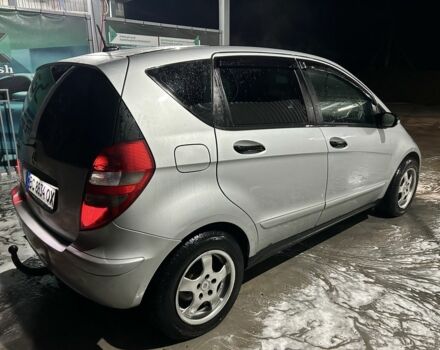 Сірий Мерседес А клас, об'ємом двигуна 2 л та пробігом 200 тис. км за 4293 $, фото 3 на Automoto.ua