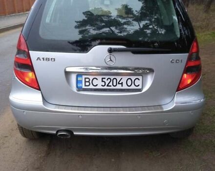 Серый Мерседес А класс, объемом двигателя 2 л и пробегом 242 тыс. км за 5200 $, фото 13 на Automoto.ua