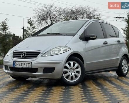 Серый Мерседес А класс, объемом двигателя 1.5 л и пробегом 170 тыс. км за 4900 $, фото 1 на Automoto.ua