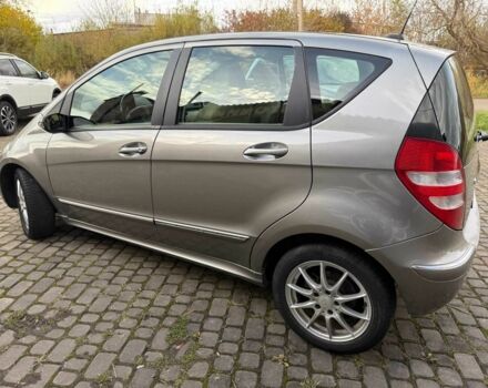 Сірий Мерседес А клас, об'ємом двигуна 2 л та пробігом 230 тис. км за 5200 $, фото 7 на Automoto.ua