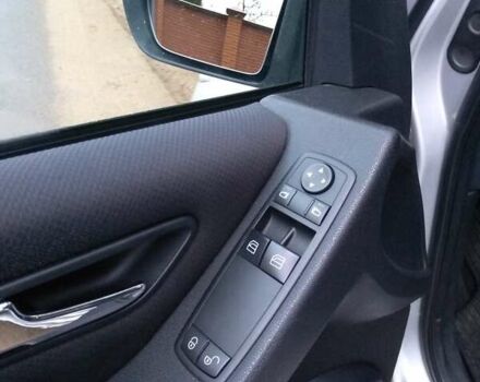 Серый Мерседес А класс, объемом двигателя 2 л и пробегом 242 тыс. км за 5200 $, фото 8 на Automoto.ua