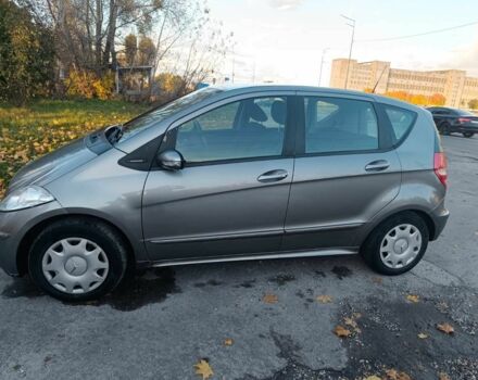 Серый Мерседес А класс, объемом двигателя 1.5 л и пробегом 246 тыс. км за 4300 $, фото 3 на Automoto.ua