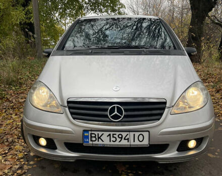 Серый Мерседес А класс, объемом двигателя 1.99 л и пробегом 280 тыс. км за 4350 $, фото 2 на Automoto.ua