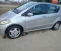 Сірий Мерседес А клас, об'ємом двигуна 2 л та пробігом 280 тис. км за 4200 $, фото 5 на Automoto.ua