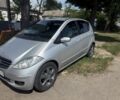 Серый Мерседес А класс, объемом двигателя 2 л и пробегом 274 тыс. км за 4600 $, фото 2 на Automoto.ua