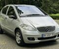 Серый Мерседес А класс, объемом двигателя 1.7 л и пробегом 300 тыс. км за 3950 $, фото 4 на Automoto.ua