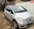 Сірий Мерседес А клас, об'ємом двигуна 2 л та пробігом 301 тис. км за 5800 $, фото 1 на Automoto.ua