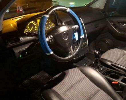 Мерседес А класс 2005 в Киеве на Automoto.ua Серый Мерседес А класс, объемом двигателя 1.7 л и пробегом 2 тыс. км за 2800 $, фото 2 на Automoto.ua