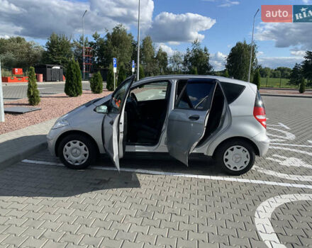 Сірий Мерседес А клас, об'ємом двигуна 2 л та пробігом 258 тис. км за 3999 $, фото 14 на Automoto.ua