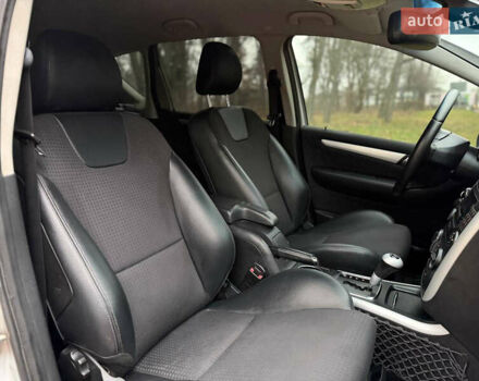 Серый Мерседес А класс, объемом двигателя 2 л и пробегом 187 тыс. км за 5500 $, фото 75 на Automoto.ua