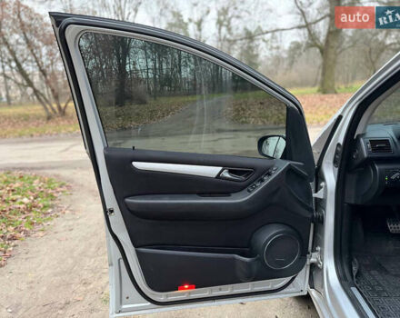 Серый Мерседес А класс, объемом двигателя 2 л и пробегом 187 тыс. км за 5500 $, фото 45 на Automoto.ua