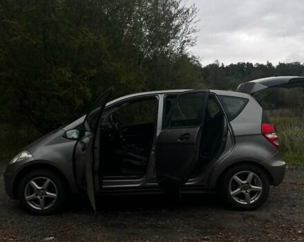 Мерседес А класс 2006 в Радехове на Automoto.ua Серый Мерседес А класс, объемом двигателя 1.5 л и пробегом 240 тыс. км за 4800 $, фото 1 на Automoto.ua