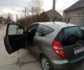 Сірий Мерседес А клас, об'ємом двигуна 2 л та пробігом 310 тис. км за 5000 $, фото 4 на Automoto.ua