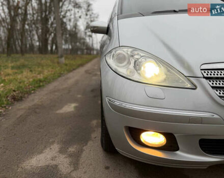 Серый Мерседес А класс, объемом двигателя 2 л и пробегом 187 тыс. км за 5500 $, фото 11 на Automoto.ua