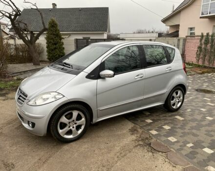 Серый Мерседес А класс, объемом двигателя 2 л и пробегом 235 тыс. км за 5650 $, фото 8 на Automoto.ua