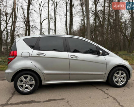 Серый Мерседес А класс, объемом двигателя 2 л и пробегом 187 тыс. км за 5500 $, фото 17 на Automoto.ua