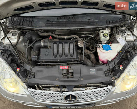 Серый Мерседес А класс, объемом двигателя 2 л и пробегом 187 тыс. км за 5500 $, фото 78 на Automoto.ua