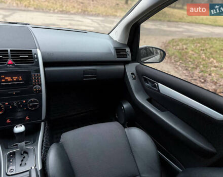 Серый Мерседес А класс, объемом двигателя 2 л и пробегом 187 тыс. км за 5500 $, фото 57 на Automoto.ua