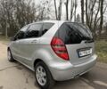 Серый Мерседес А класс, объемом двигателя 2 л и пробегом 185 тыс. км за 5500 $, фото 5 на Automoto.ua